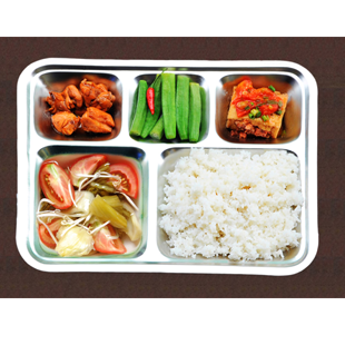 Suất ăn công nghiệp thủ dầu một